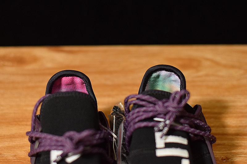 pw hu nmd black