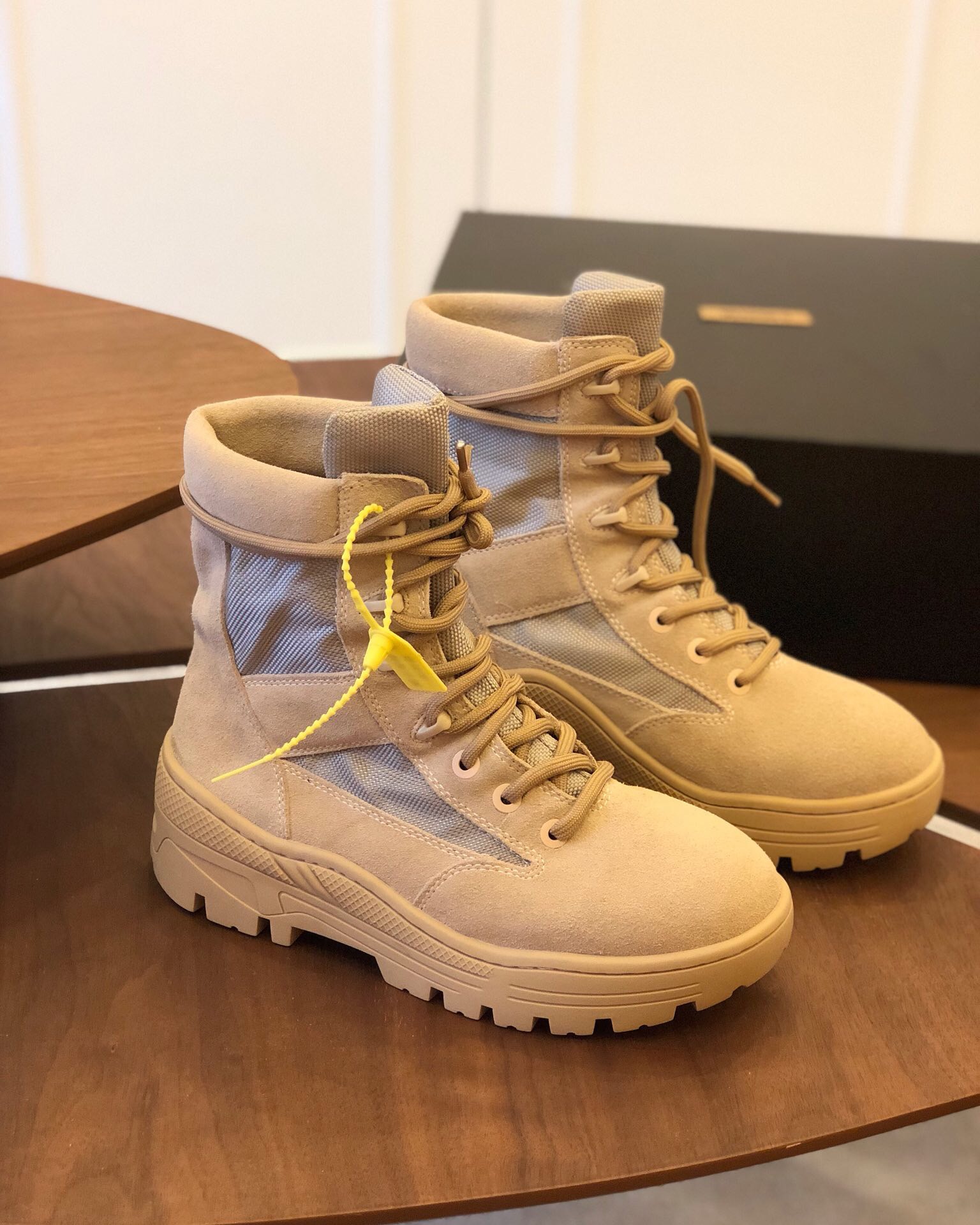 Yeezy Season 4 Combat Boot size38-45,Fashion sports shoes