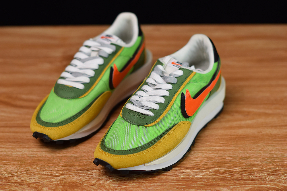 sacai x nike lvd