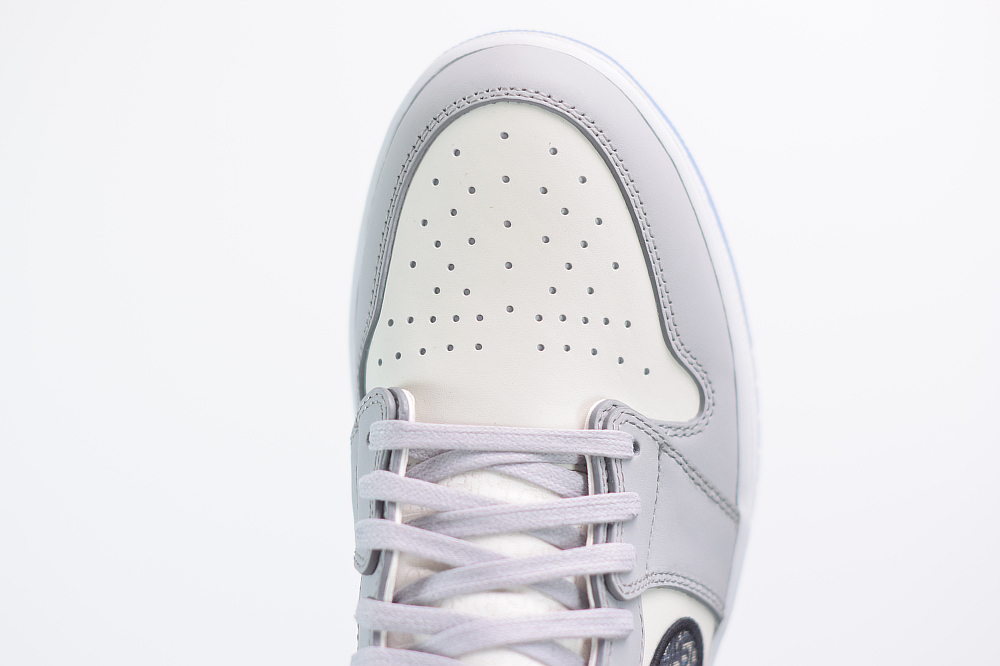 Aj1 Dior Wallpaper - Jordan 1 Retro High Travis Scott in 2020 | Sneakers ... - Maybe you would like to learn more about one of these?